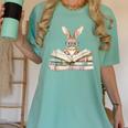 Cute Reading Bunny Glasses Books Bookworm Reader Teacher Women's Comfort Colors T-Shirt Chalky Mint