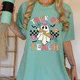 Trick Or Teach Groovy Teacher Halloween Retro Floral Ghost Women's Comfort Colors T-Shirt Chalky Mint