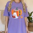 Fall Book Pumpkin Ghost Reading Books Halloween Teacher Women's Comfort Colors T-Shirt Violet