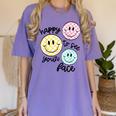 Happy To See Your Face Smile Face Teacher Back To School Women's Comfort Colors T-Shirt Violet