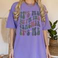 Retro IT'S ME Hi I'm The TEACHER Groovy Testing Squad Pink Women's Comfort Colors T-Shirt Violet