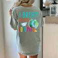 Multilingual Teacher In Dos Idiomas Linguist Language Women's Comfort Colors T-Shirt Back Print Bay