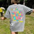 In My Maestra Era Spanish Bilingual Teacher Back To School Women's Comfort Colors T-Shirt Back Print Grey