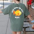 Que Hace Un Pez Nada Spanish Teacher Bilingual Teacher Dual Women's Comfort Colors T-Shirt Back Print Moss Que Hace Un Pez Nada Spanish Teacher Bilingual Teacher Dual Women's Comfort Colors T-Shirt Back Print Moss