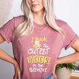 I Teach The Cutest Bees In The Beehive Kindergarten Teacher Women's Heather T-Shirt Heather Mauve