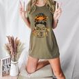 STEM Teacher Messy Bun Fall Vibes Autumn Thanksgiving Men Women Women's Heather T-Shirt Heather Olive