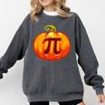 Math Teacher Halloween Costume Pumpkin Pi Pun Pie Men Comfort Colors Sweatshirt Pepper