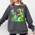 Retro Groovy In My Glowing Teacher Era Happy Teacher's Day Comfort Colors Sweatshirt Pepper