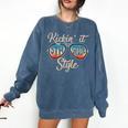 P41l Retro Kickin It 5th Grade Style Teacher Back To School For Men Women Girls Kids Comfort Colors Sweatshirt Denim