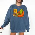 Pickle Reading Books Bookworm Teacher Librarian Kids Retro Comfort Colors Sweatshirt Denim Pickle Reading Books Bookworm Teacher Librarian Kids Retro Comfort Colors Sweatshirt Denim
