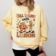 Retro Fall In Love With Learning Autumn Pumpkin Teacher Kids Comfort Colors Sweatshirt Butter