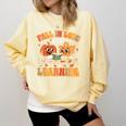 Retro Fall In Love With Learning Autumn Pumpkin Teachers Comfort Colors Sweatshirt Butter