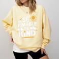 SÉ AMABLE Be Kind Bilingual Teacher Maestra Spanish Teacher Comfort Colors Sweatshirt Butter SÉ AMABLE Be Kind Bilingual Teacher Maestra Spanish Teacher Comfort Colors Sweatshirt Butter