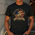 Spilling The Tea Since 1773 Vintage Us History Teacher Men's Casual T-Shirt Dark Grey