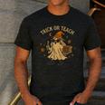 Trick Or Teach Halloween Teacher Men's Casual T-Shirt Dark Grey