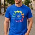 Chicken Themed Color Wheel Educational Art Teacher Artist Men Women Girls Kids Men's Casual T-Shirt Royal Blue