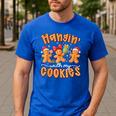 Hangin With My Cookies Gingerbread Men Women Xmas Teacher Men's Casual T-Shirt Royal Blue