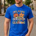 Retro Fall In Love With Learning Autumn Pumpkin Teacher Kids Men's Casual T-Shirt Royal Blue Retro Fall In Love With Learning Autumn Pumpkin Teacher Kids Men's Casual T-Shirt Royal Blue