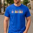 Se Amable Be Kind In Spanish Groovy Teacher Flowers Men's Casual T-Shirt Royal Blue