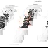 Buck White Tail Deer Hunting Hunter Distressed American Flag T-Shirt