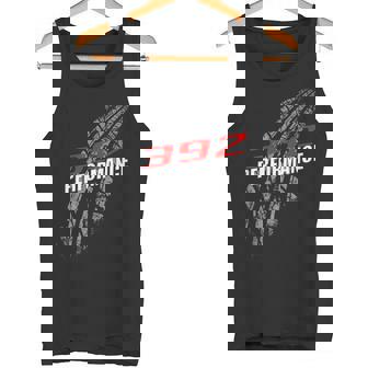 392 パフォーマンス 64 タイヤマーク レースカー タンクトップ - Kawaiitshirt