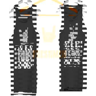 College Freshmen Rocks Retro Vintage s Present Tank Top | Mazezy