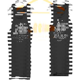 Walk For Peace Monks With Aloka Dog タンクトップ - Kawaiitshirt