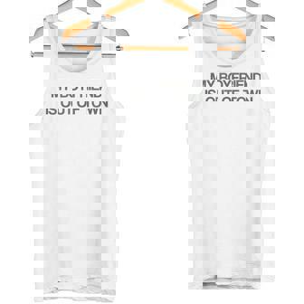 My Boyfriend Is Out Of Town タンクトップ - Kawaiitshirt