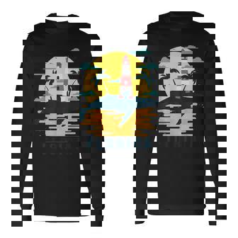 Souvenir De Coucher Deoleilur La Plage Avec Le Phare De Baleine De Floride T-shirt à manches longues - Cadeauxyz