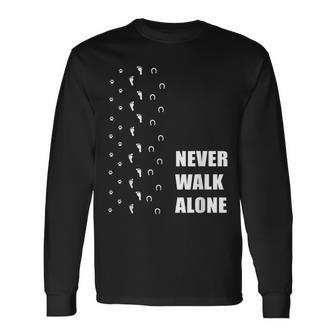 Never Walk Alone Hund Pferd Und Mensch Liebe Langarmshirts - Geschenkecke