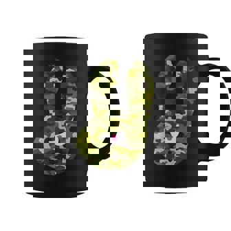 Badうさぎ星人 グリーン迷彩 コーヒーマグ - Kawaiitshirt