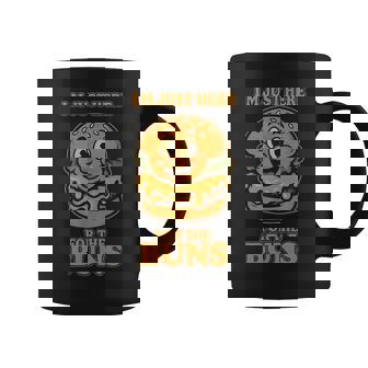 Burger Buddies 「I'm Just Here For The Buns」バーガー コーヒーマグ - Kawaiitshirt