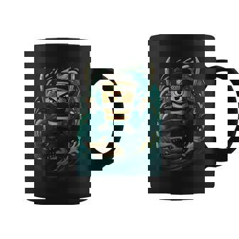 Capuchino Assassinoamurai Montando Tiburón Retro Gran Ola Taza de café - Regaloses