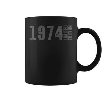Grisieilli Édition Limitée Et Né En 1974 Tasse - Cadeauxyz