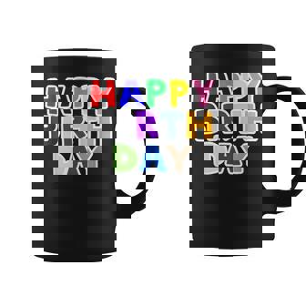 Happy Birthday（ハッピーバースデー）カラフルポップ【お誕生日 プリント】サプライズ 文字 イベントデザイン コーヒーマグ - Kawaiitshirt