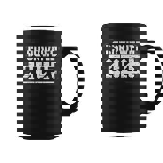 J'aiurvécu À 2025 Tasse - Cadeauxyz