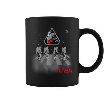 Nasa Artemis Ii Misión Astronautas Caminando En El Espacio Taza de café - Regaloses