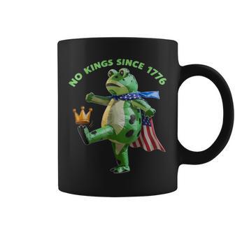 No Kings Since 1776 Portland Frog Kicking Crown Coffee Mug - Thegiftio UK