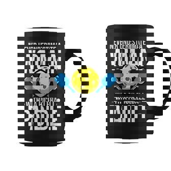 Pickleball Amanti Una Donna Con Una Pickleball Paddle Tazze - Novitaregali