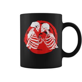 Pyjama Gothique Pour Motifquelette'embrassant Tasse - Cadeauxyz