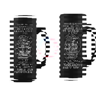 It Takes A Woman Veteran To Wear Combat Boots Female Veteran Coffee Mug | Seseable FR