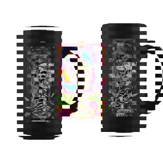 Tarot Card The Stoner 420 Cannabis Weed Skeleton Retro Style Coffee Mug | Seseable FR