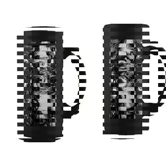 不気味な漫画 少女 怖い目 ホラー ハロウィン 恐ろしい コーヒーマグ - Kawaiitshirt