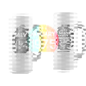 1975年1月以来絶対に素晴らしい男性と女性の誕生日。 コーヒーマグ - Kawaiitshirt