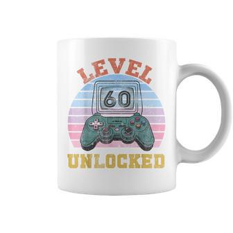 60 Años Cumpleaños Retro Juegos Controlador Nivel Desbloqueado Taza de café - Regaloses