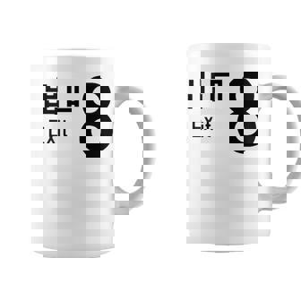 【8番出口】おもしろ 面白い ウケる ふざけ ネタ 笑える 宴会用 文字 言葉 ゲーム コーヒーマグ - Kawaiitshirt