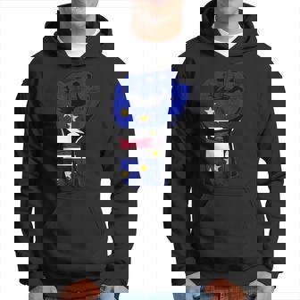 Drapeau Cap-Vert Cap-Vert Power Handfist Cabo Pride Sweat à capuche - Cadeauxyz