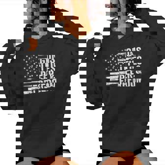 Guns Titties Beer & Freedom – Drapeau Américain Amusant Pour Homme Sweat à capuche femme - Cadeauxyz