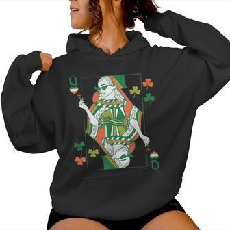 St Patrick's Day Irish Hearts Queen Playing Cards Clover Women Hoodie - Thegiftio