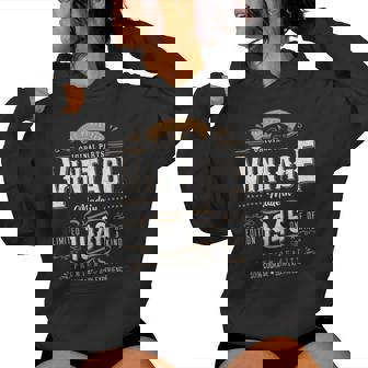 Vintage 1946 Label 80Th Birthday 80 Year Old Women Hoodie | Seseable UK